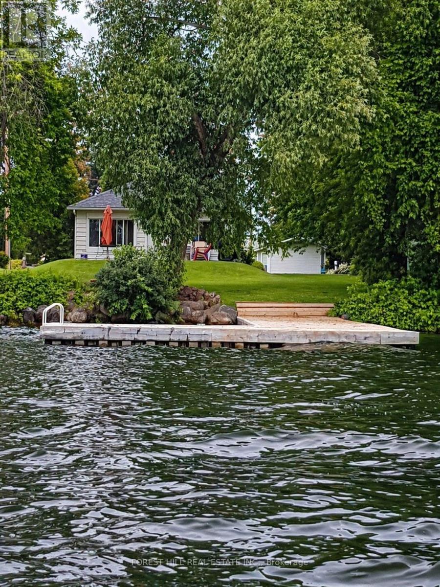 645 CEDARVALE DRIVE, Innisfil, Ontario