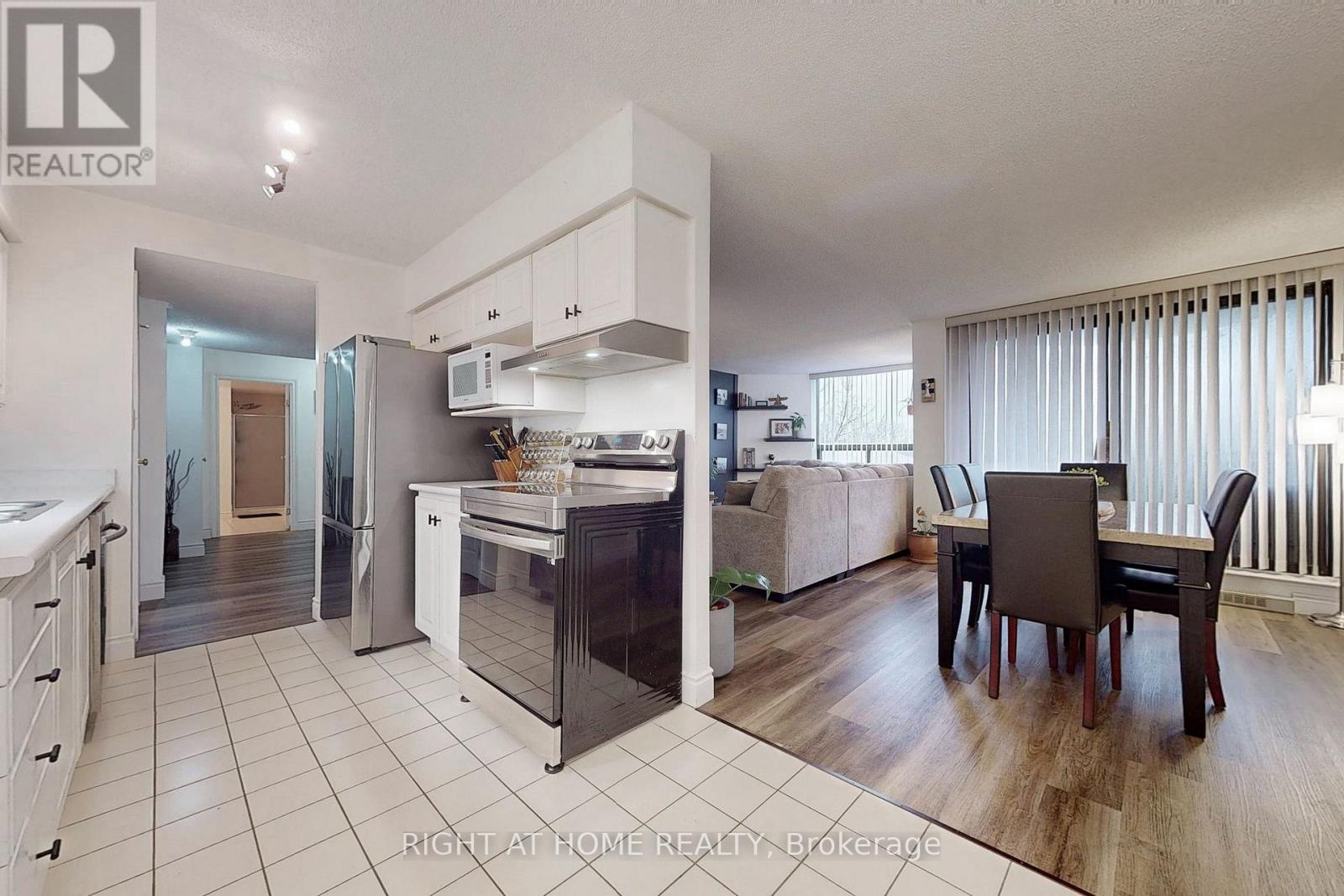 403 - 688 Preston Parkway, Cambridge, Ontario  N3H 5K6 - Photo 11 - X12956246