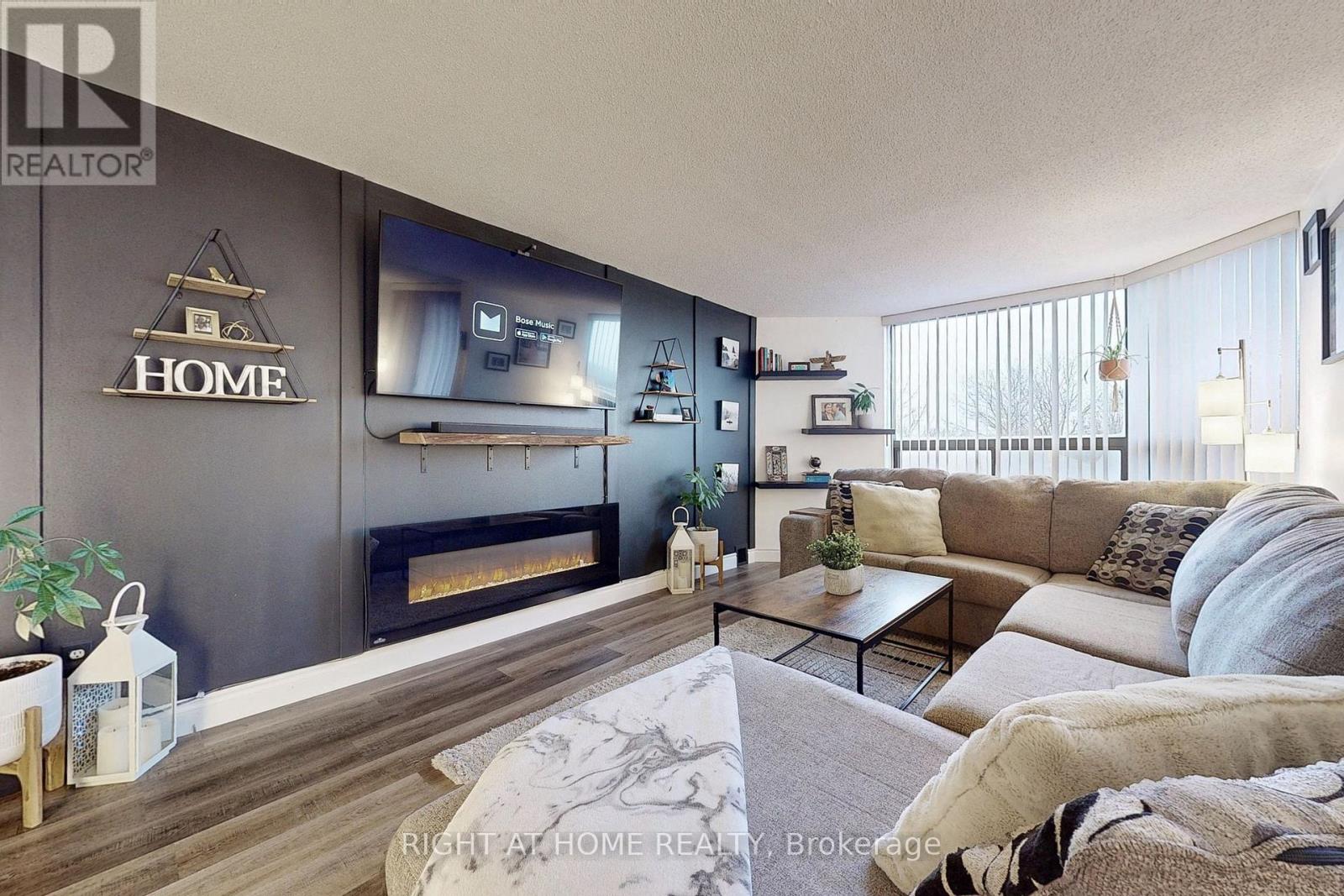 403 - 688 Preston Parkway, Cambridge, Ontario  N3H 5K6 - Photo 5 - X12956246