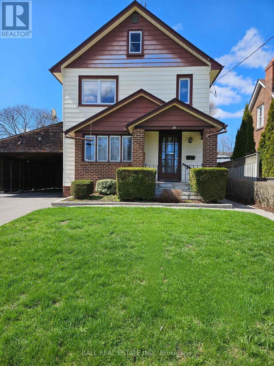 30 Thomas Street, Oshawa, Ontario  L1H 3W5 - Photo 1 - E13020684