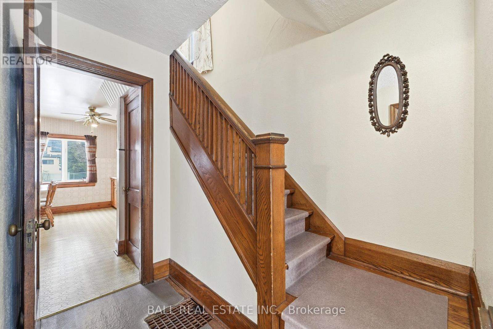 30 Thomas Street, Oshawa, Ontario  L1H 3W5 - Photo 9 - E13020684