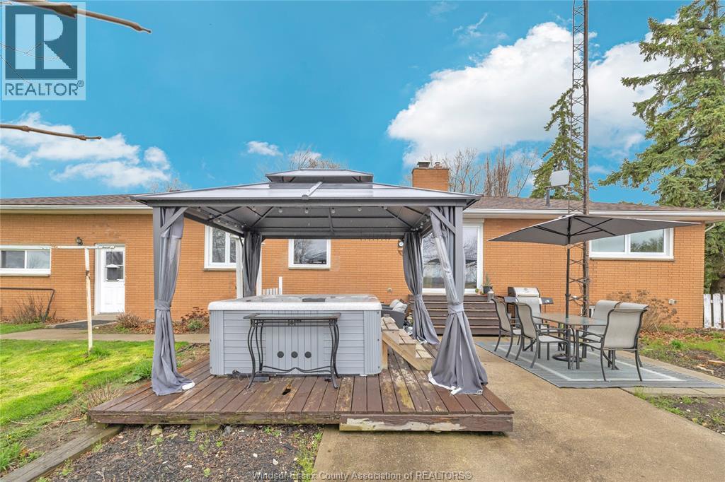 54 Mersea Road 12, Leamington, Ontario  N8H 3V7 - Photo 11 - 26008617