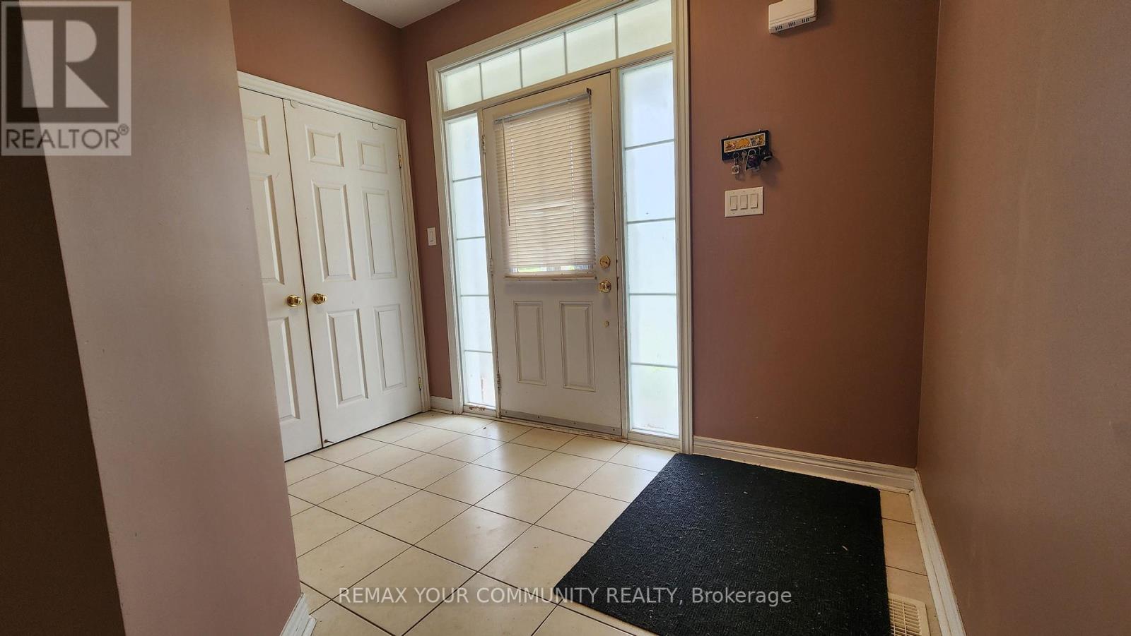 3 Prince Of Wales Drive, Markham, Ontario  L6C 0E1 - Photo 3 - N13021036