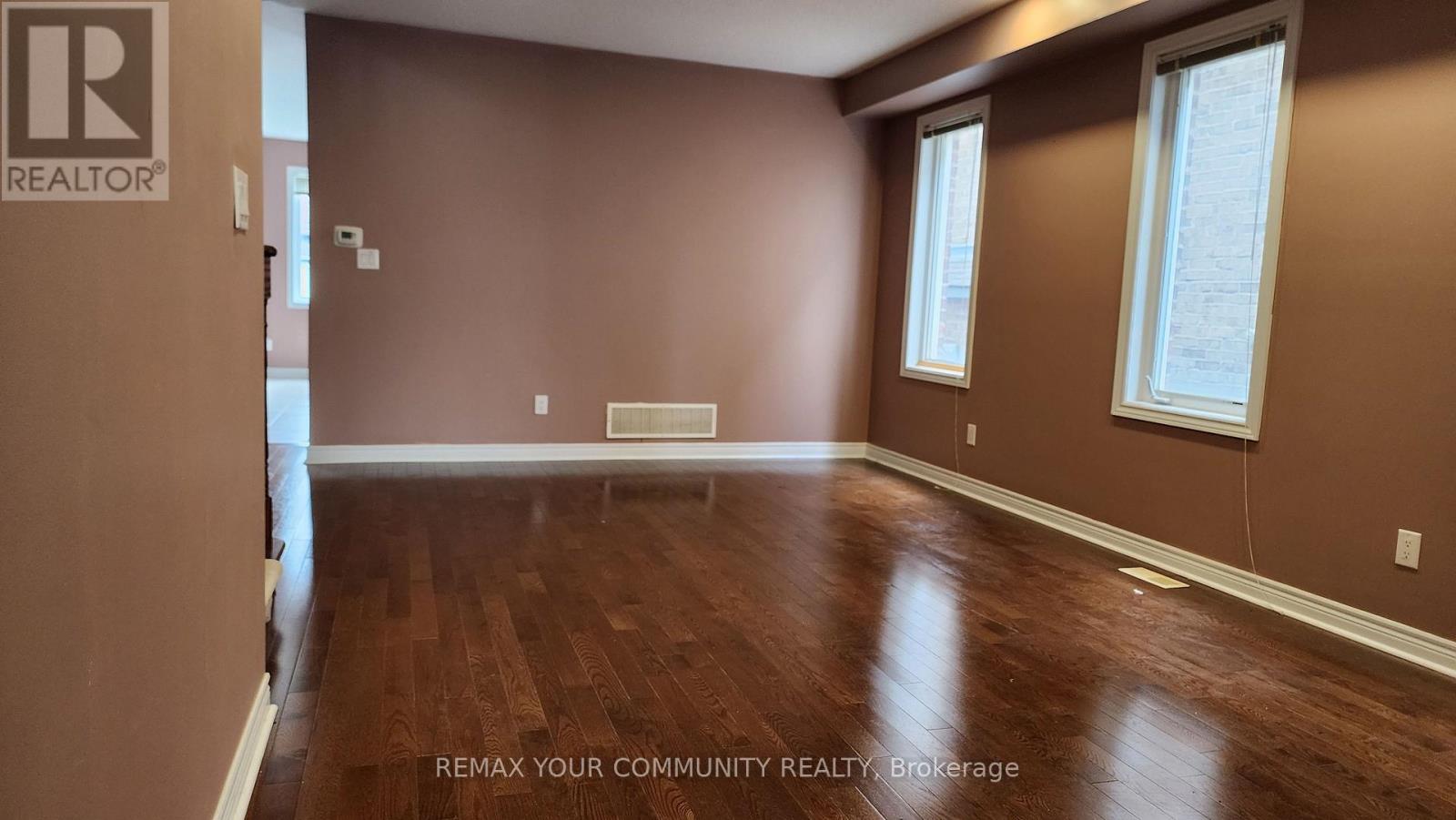 3 Prince Of Wales Drive, Markham, Ontario  L6C 0E1 - Photo 5 - N13021036