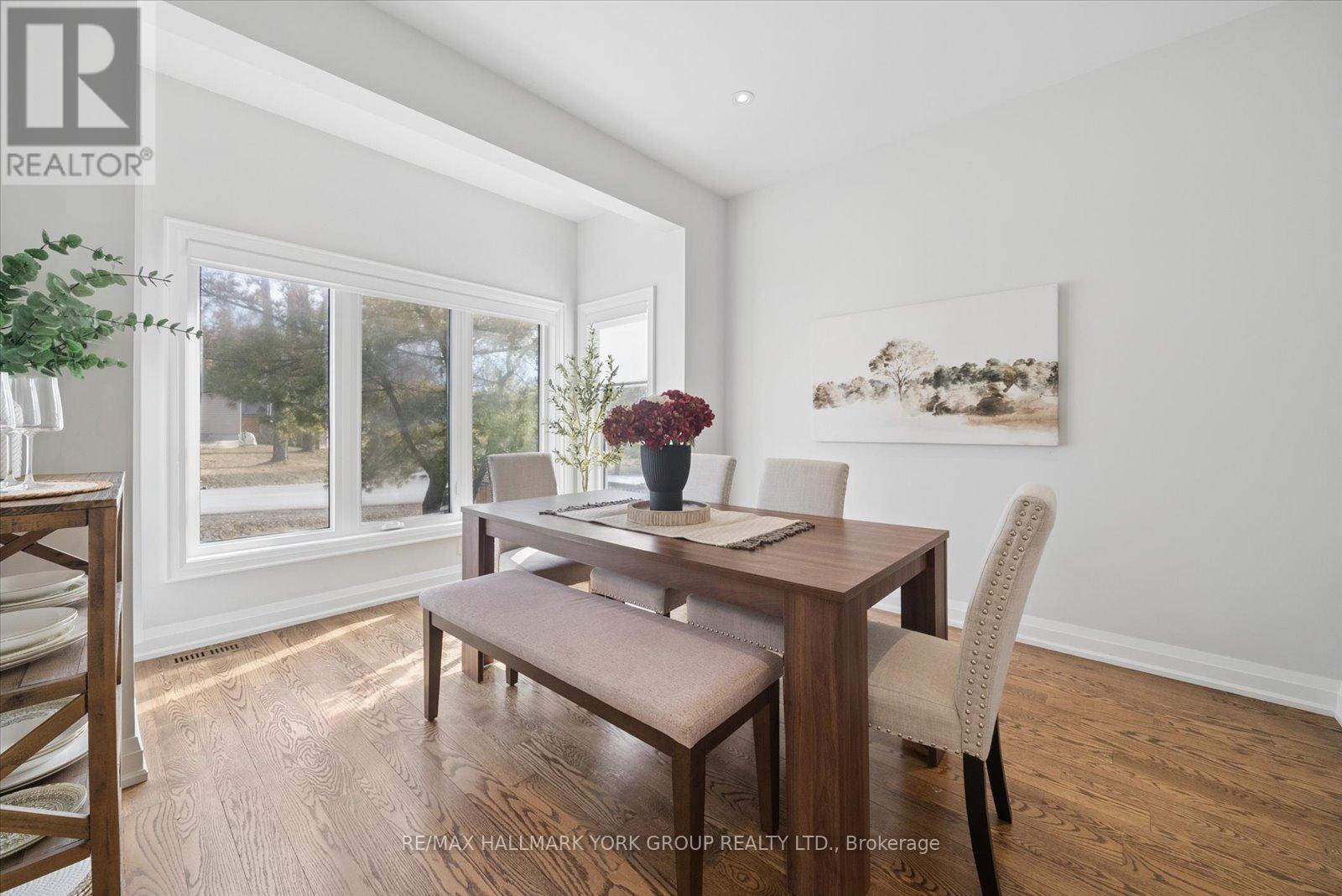 220 Pine Beach Drive, Georgina, Ontario  L4P 2V5 - Photo 5 - N13021042