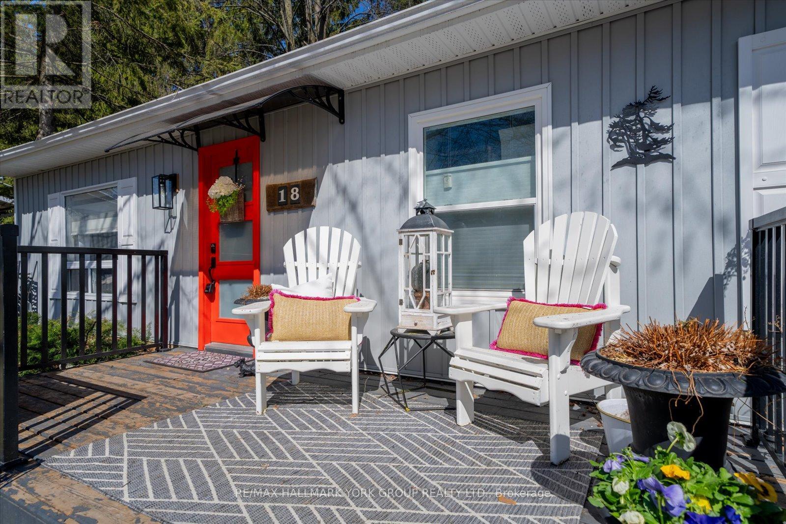 18 Cherrywood Lane, Innisfil, Ontario  L9S 1M6 - Photo 6 - N13021056