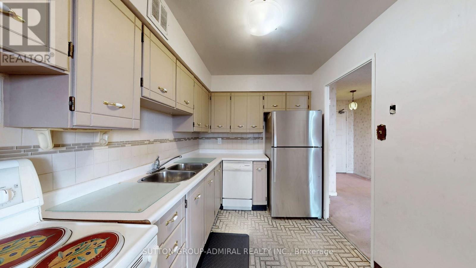 1011 - 80 Inverlochy Boulevard, Markham, Ontario  L3T 4P3 - Photo 23 - N13021066