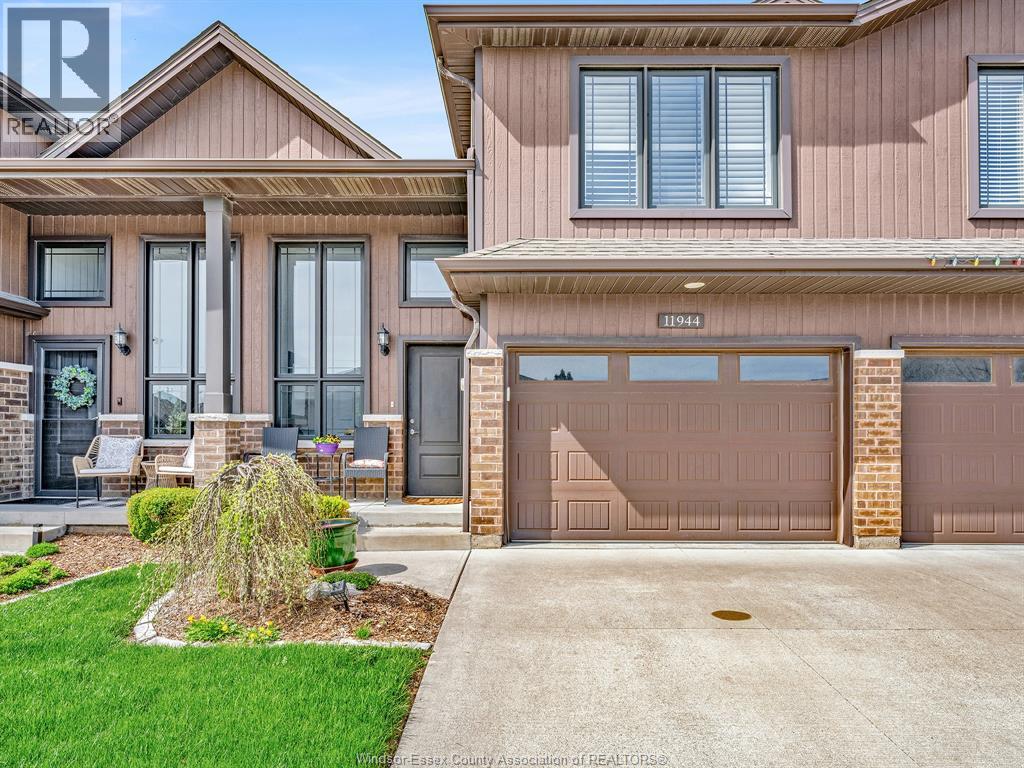 11944 THISTLEDOWN, Windsor, Ontario
