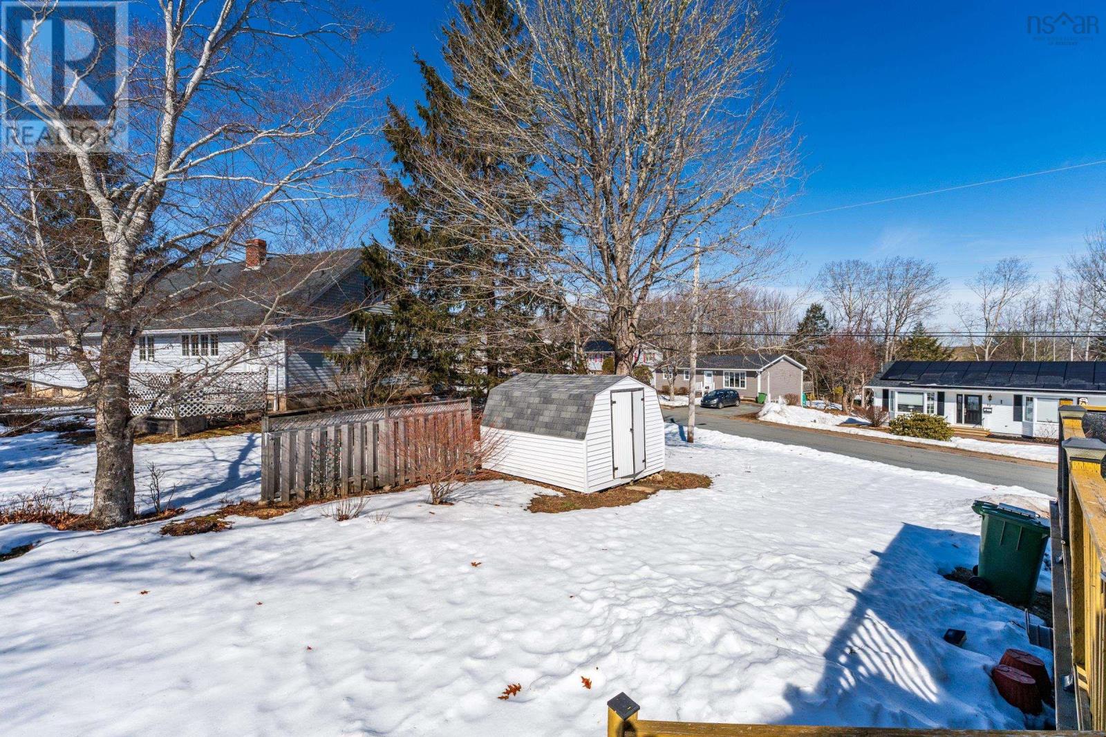 2 Pinecrest Boulevard, Bridgewater, Nova Scotia  B4V 3R4 - Photo 9 - 202604424