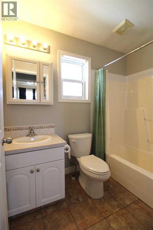 9217 94 Avenue, Grande Prairie, Alberta  T8V 7R9 - Photo 13 - A2287205