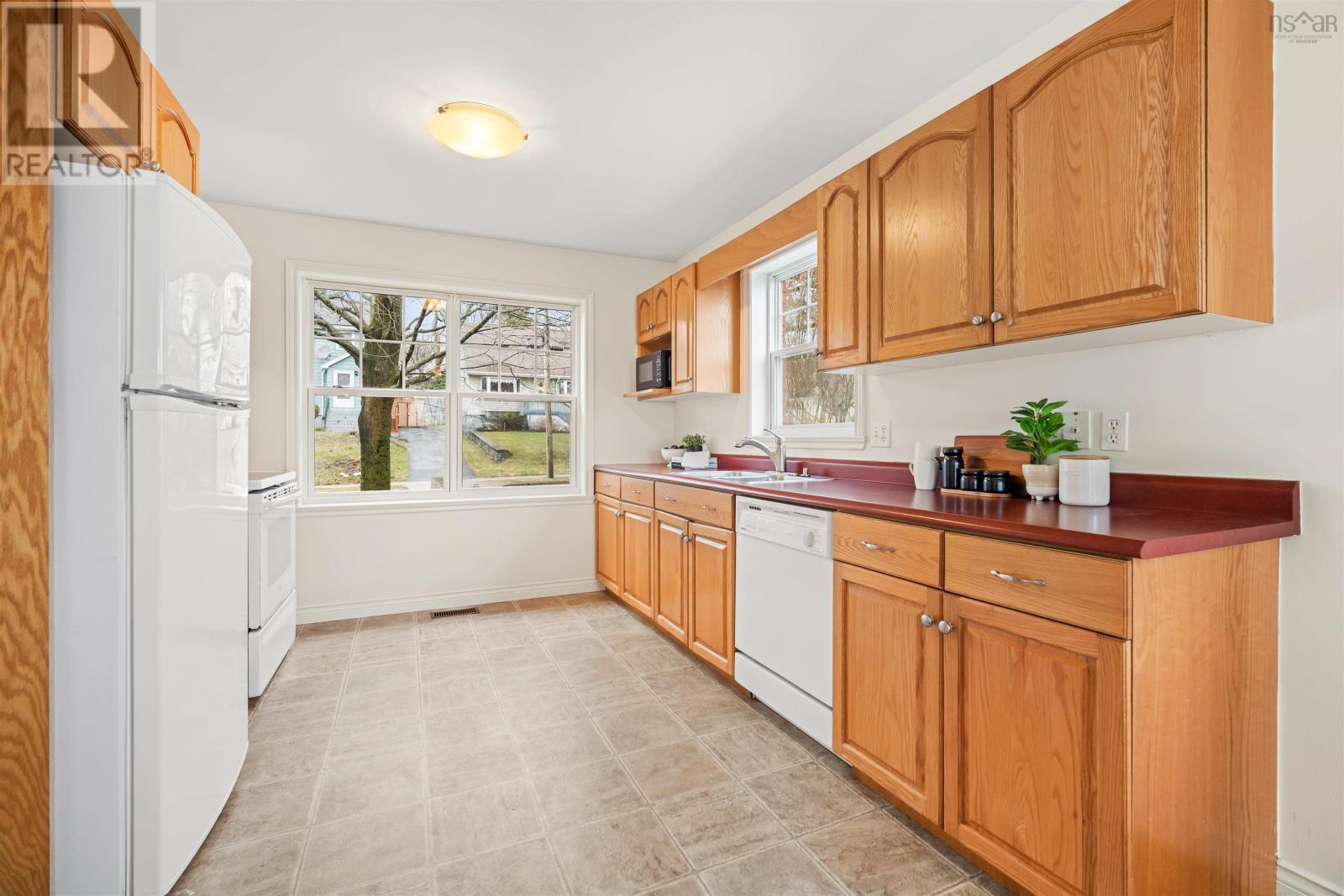 3752 Memorial Drive, Halifax, Nova Scotia  B3K 6R6 - Photo 16 - 202607830