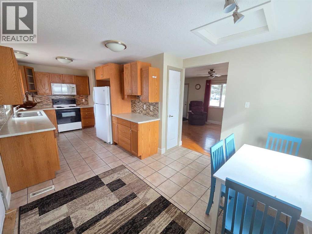 10401 110 Avenue, Grande Prairie, Alberta  T8V 1S8 - Photo 10 - A2301165