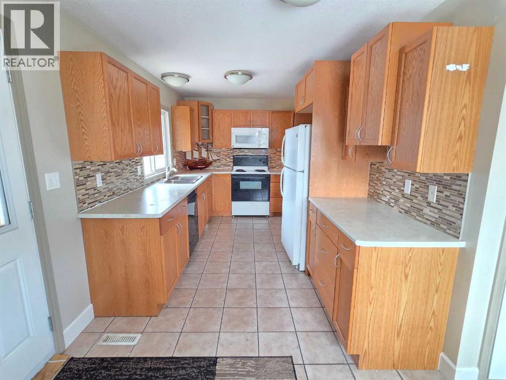 10401 110 Avenue, Grande Prairie, Alberta  T8V 1S8 - Photo 11 - A2301165