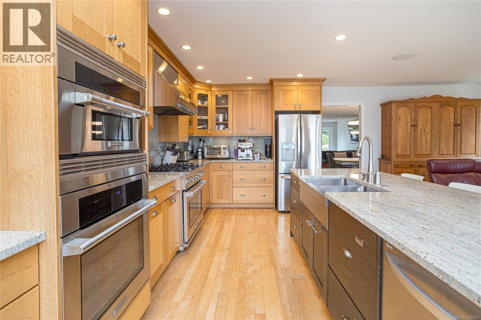 825 Bexhill Pl, Colwood, British Columbia  V9C 3V5 - Photo 7 - 1032493