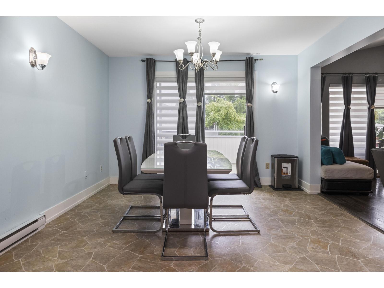 213 7156 121 Street, Surrey, British Columbia  V3W 0J6 - Photo 12 - R3113164