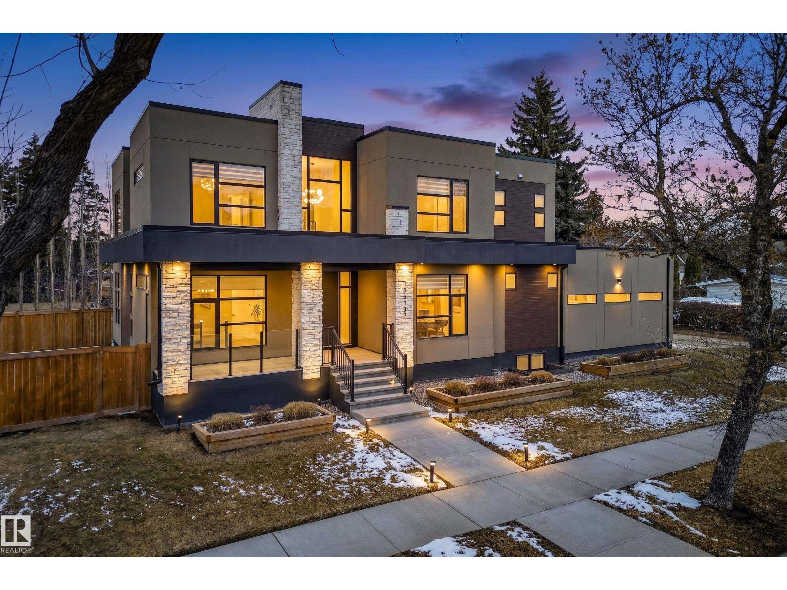 14132 97 Av Nw, Edmonton, Alberta  T5N 0C9 - Photo 1 - E4483191