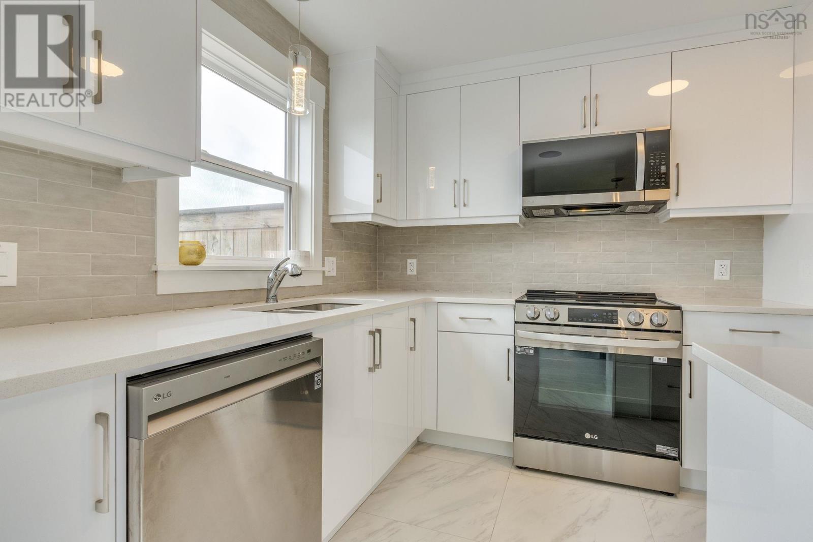 61 Flatrock Crescent, Beechville, Nova Scotia  B3T 0N2 - Photo 14 - 202608017