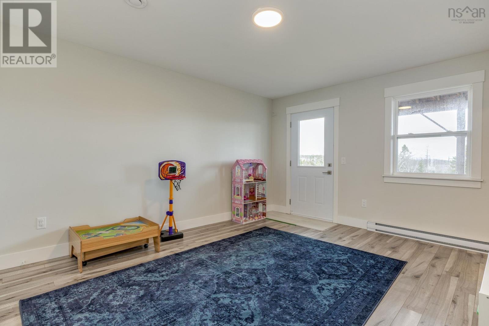 61 Flatrock Crescent, Beechville, Nova Scotia  B3T 0N2 - Photo 7 - 202608017