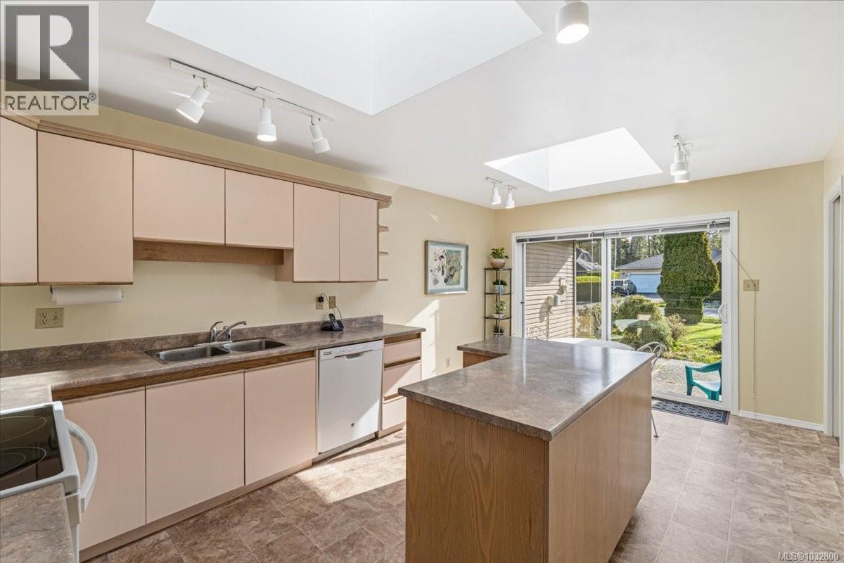 1095 Pepper Pl, French Creek, British Columbia  V9P 1Z5 - Photo 15 - 1032800