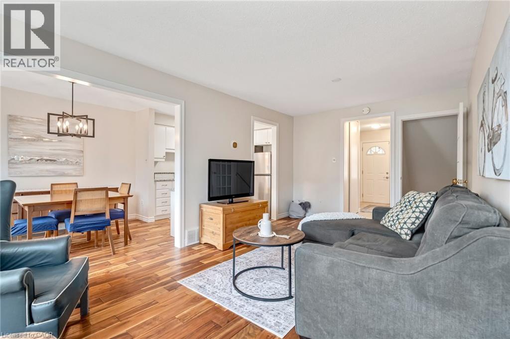 2185 Fairchild Boulevard Unit# 5, Burlington, Ontario  L7P 3P6 - Photo 10 - 40821238