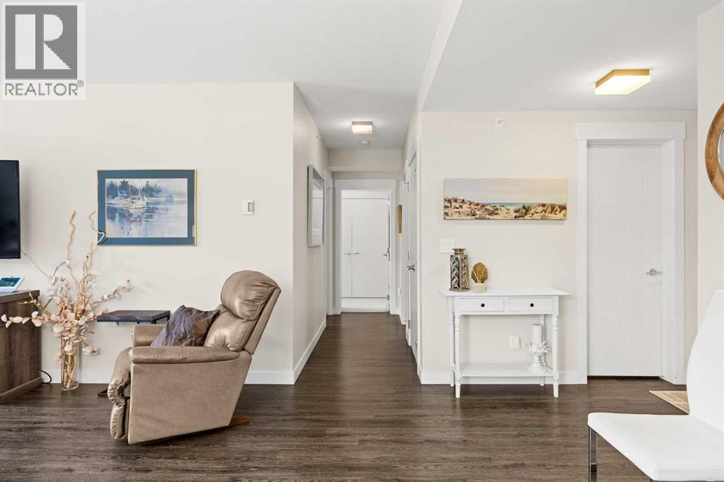 306, 45 Aspenmont Heights Sw, Calgary, Alberta  T3H 0E6 - Photo 18 - A2301733