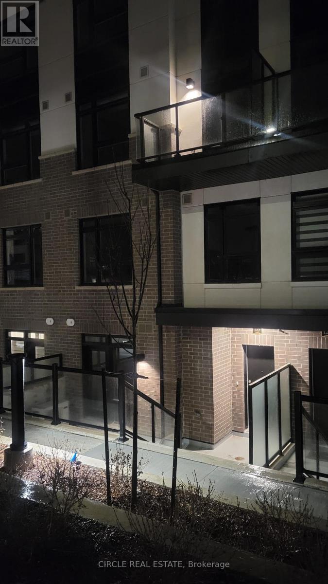 127 - 1569 Rose Way, Milton, Ontario  L9T 7E7 - Photo 5 - W13021040