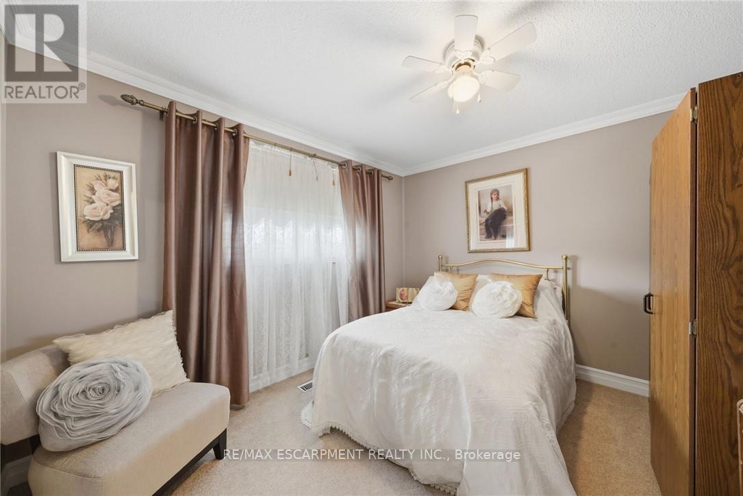 1149 Dowland Crescent, Burlington, Ontario  L7T 4C7 - Photo 22 - W13021064