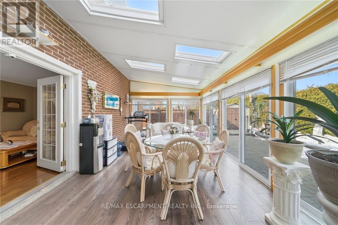 1149 Dowland Crescent, Burlington, Ontario  L7T 4C7 - Photo 30 - W13021064