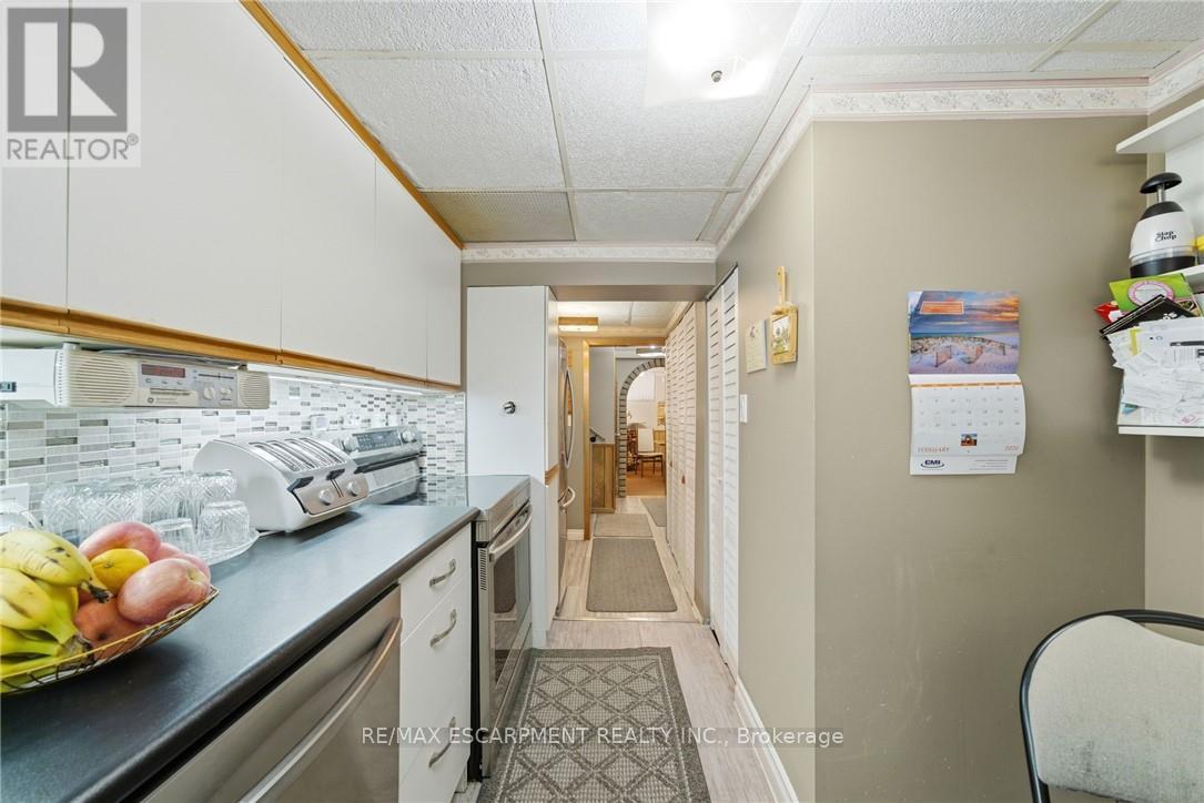 1149 Dowland Crescent, Burlington, Ontario  L7T 4C7 - Photo 36 - W13021064