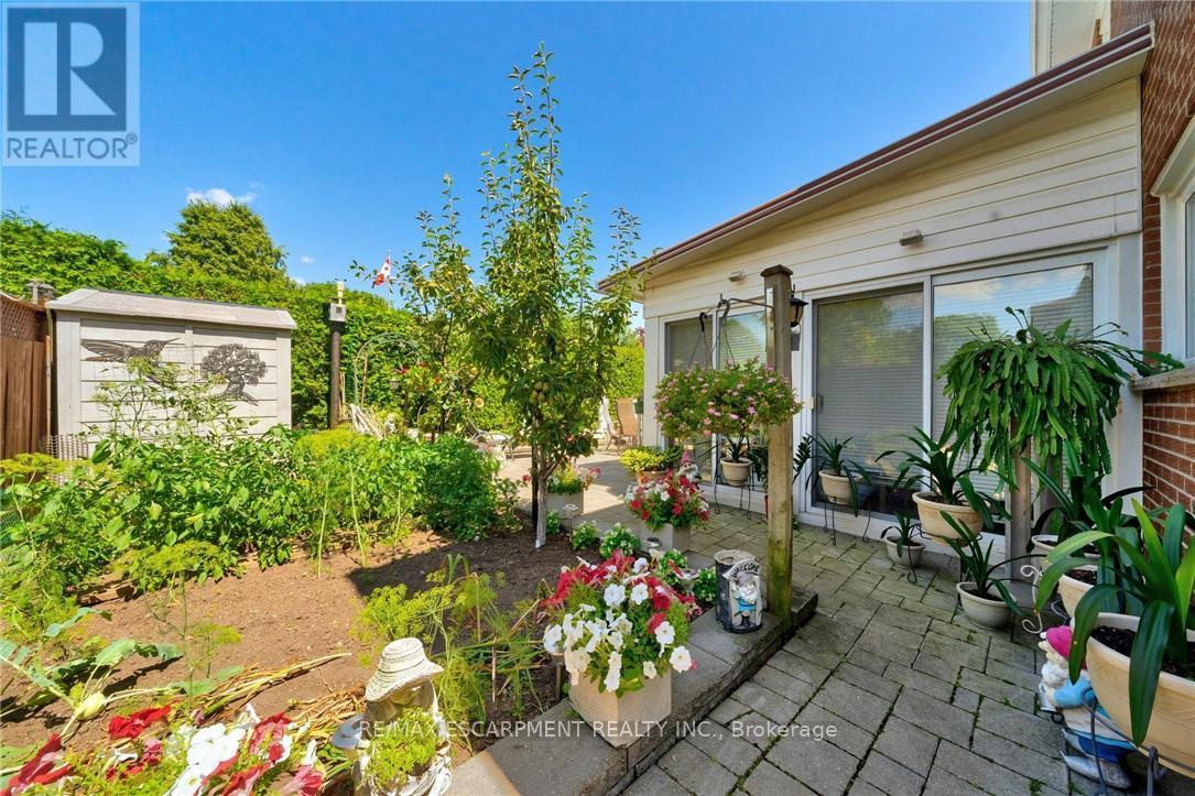 1149 Dowland Crescent, Burlington, Ontario  L7T 4C7 - Photo 43 - W13021064