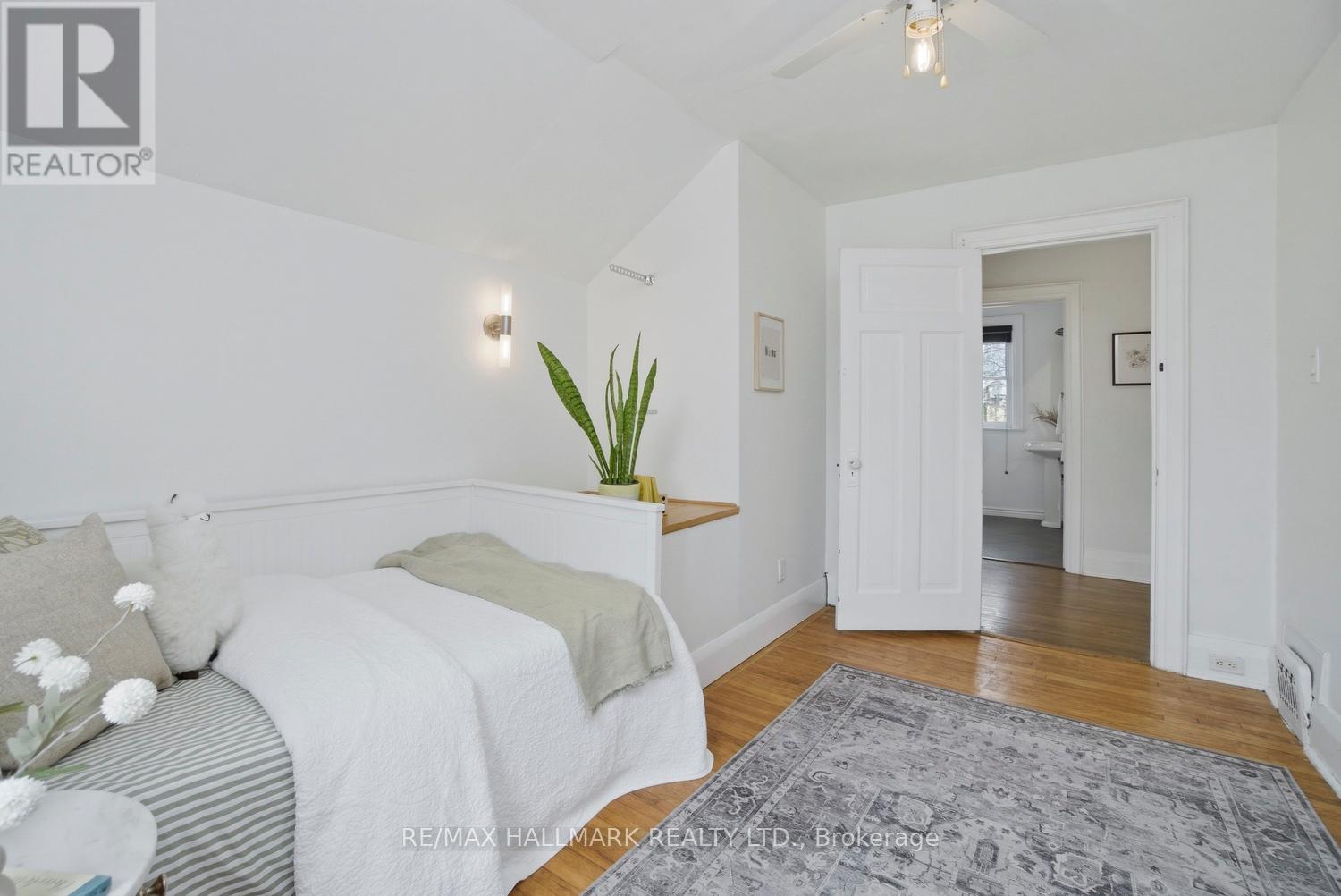 263 Humbercrest Boulevard, Toronto, Ontario  M6S 4L5 - Photo 28 - W13021110