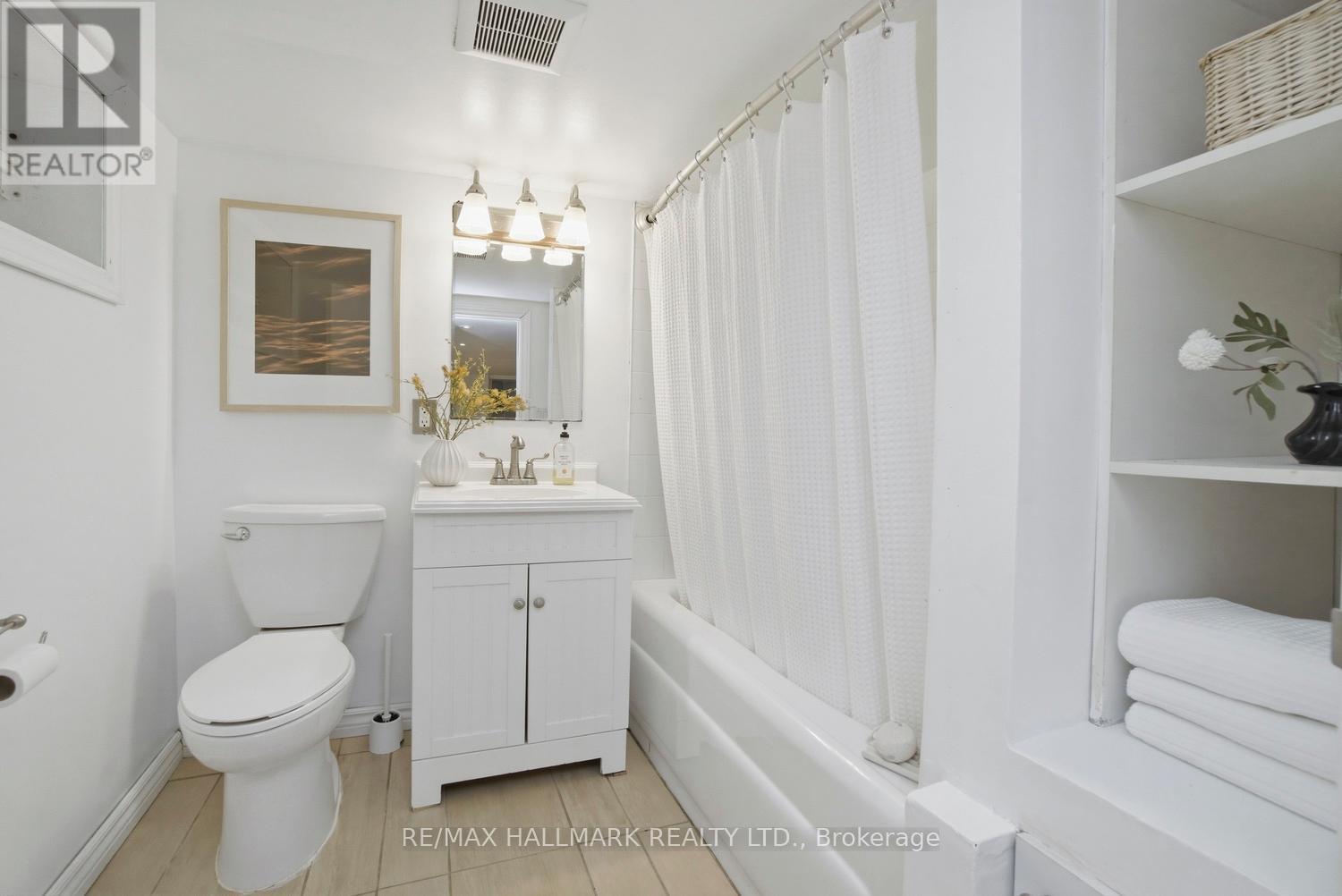 263 Humbercrest Boulevard, Toronto, Ontario  M6S 4L5 - Photo 30 - W13021110