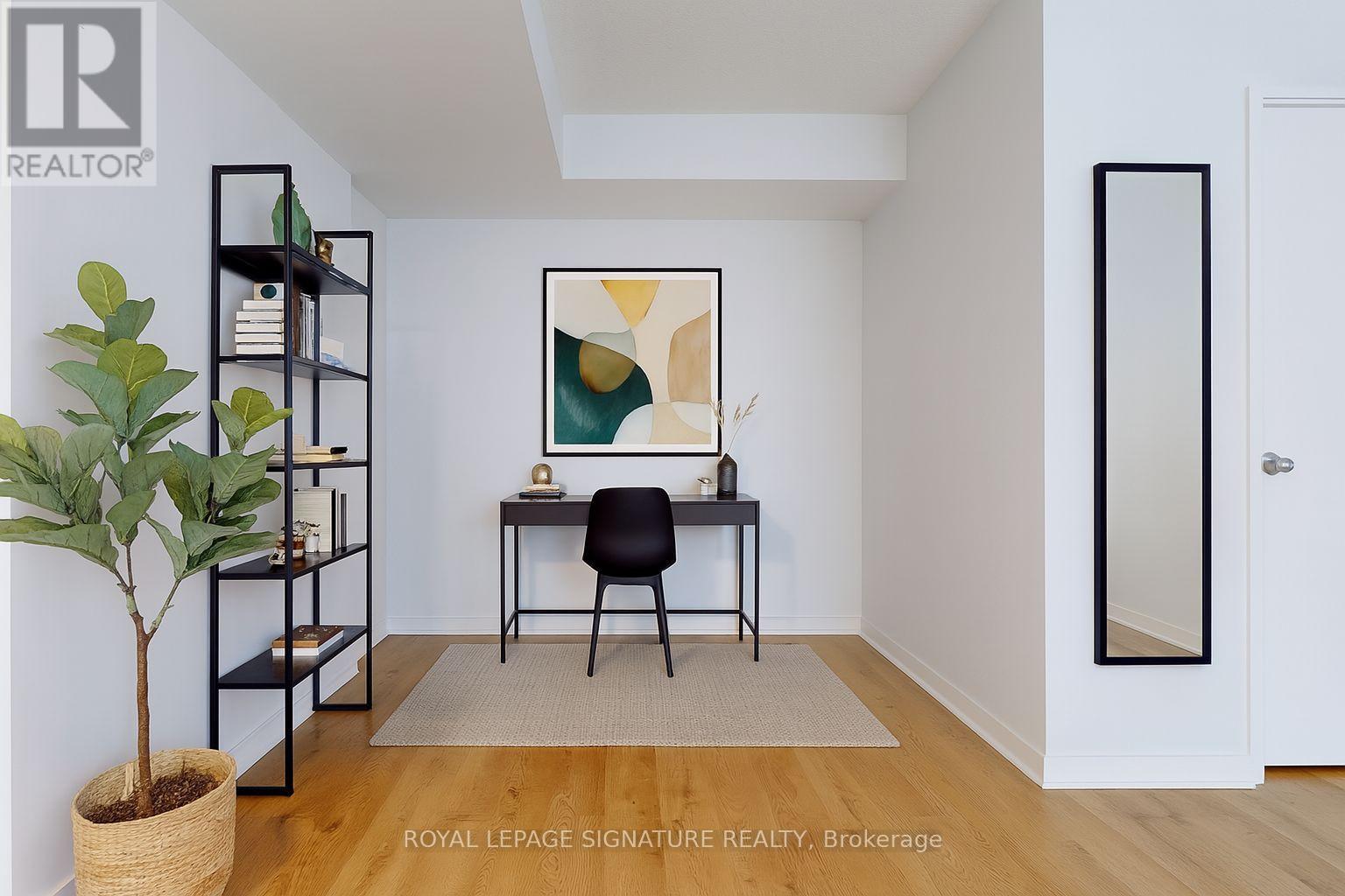 702 - 250 Manitoba Street, Toronto, Ontario  M8Y 4G8 - Photo 4 - W13021168