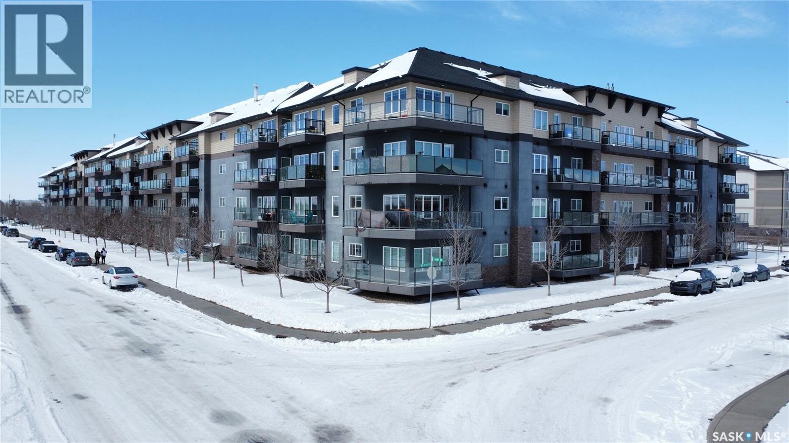 202 702 Hart ROAD, Saskatoon, Saskatchewan