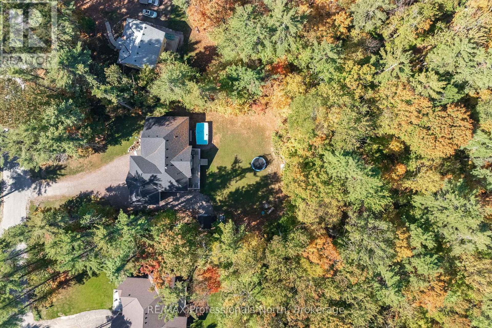 1034 Xavier Street, Gravenhurst, Ontario  P0E 1G0 - Photo 46 - X12951778