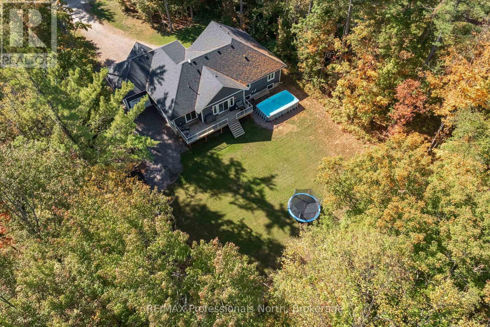 1034 Xavier Street, Gravenhurst, Ontario  P0E 1G0 - Photo 39 - X12951778