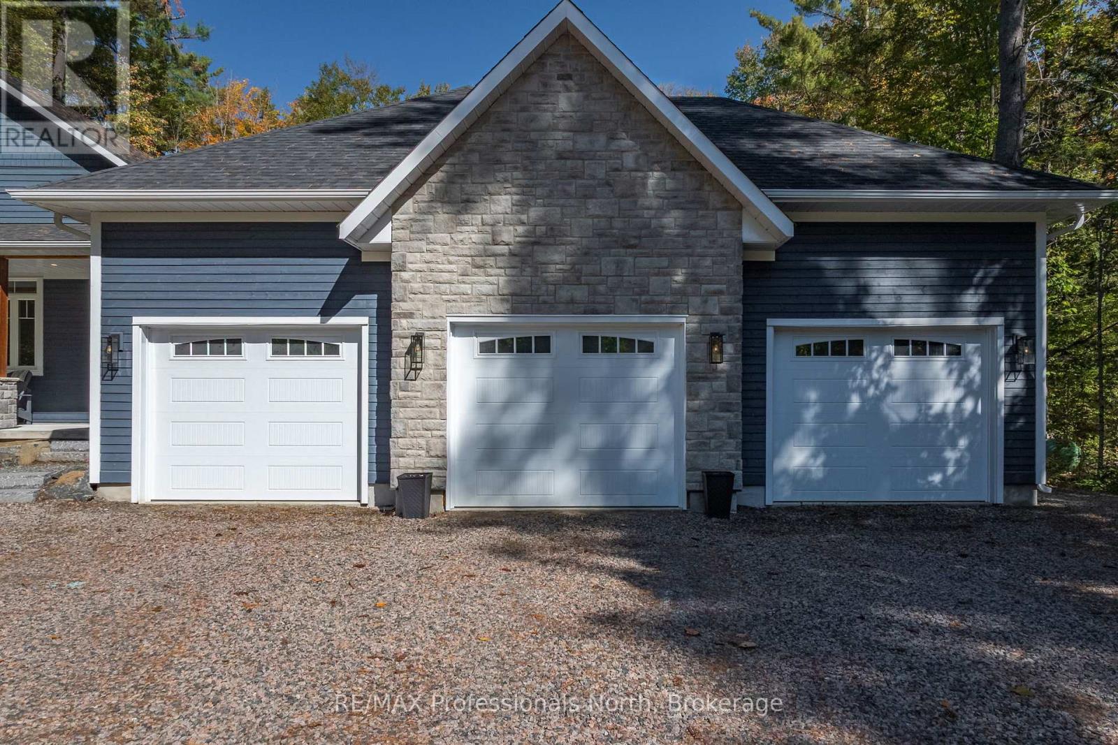 1034 Xavier Street, Gravenhurst, Ontario  P0E 1G0 - Photo 40 - X12951778