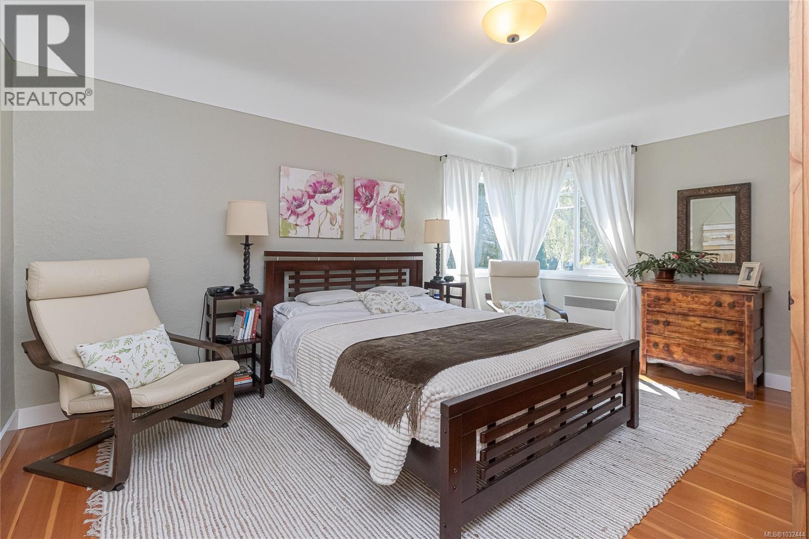 2551 Florence St, Oak Bay, British Columbia  V8R 5E7 - Photo 10 - 1032444