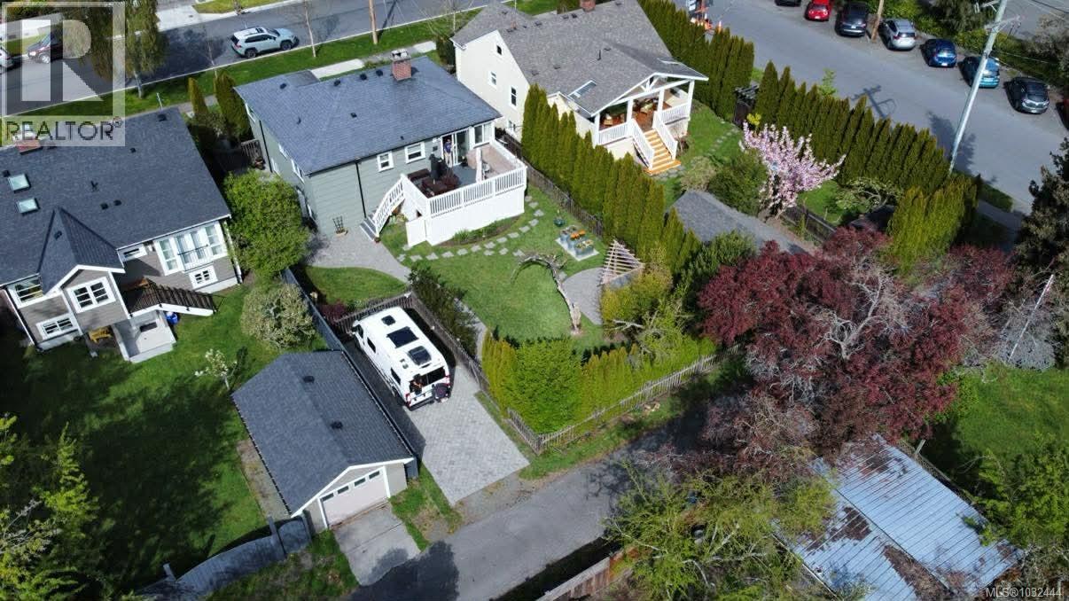 2551 Florence St, Oak Bay, British Columbia  V8R 5E7 - Photo 30 - 1032444