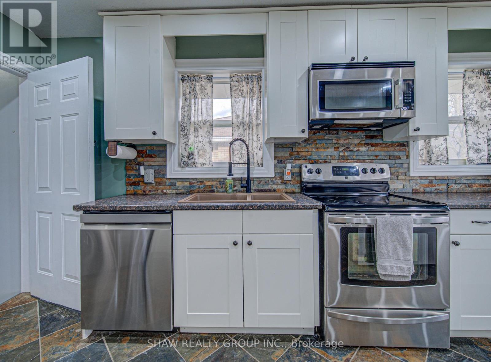 32 Ravine Drive, Cambridge, Ontario  N1R 2W7 - Photo 15 - X13021054