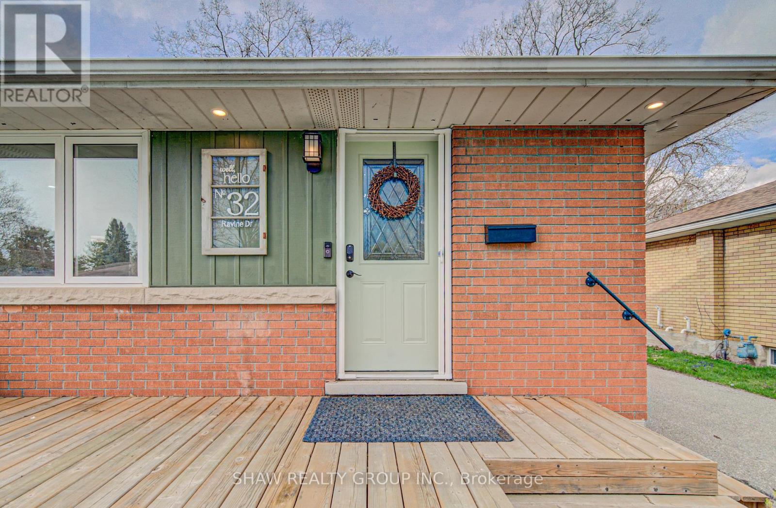 32 Ravine Drive, Cambridge, Ontario  N1R 2W7 - Photo 3 - X13021054