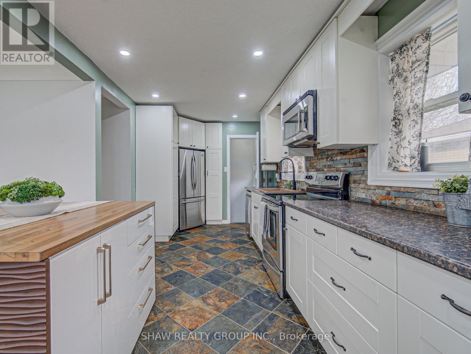 32 Ravine Drive, Cambridge, Ontario  N1R 2W7 - Photo 8 - X13021054