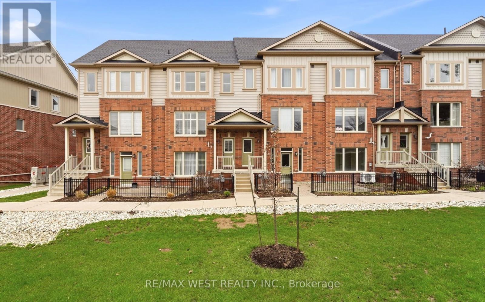 156 - 156 WATSON PARKWAY N, Guelph, Ontario