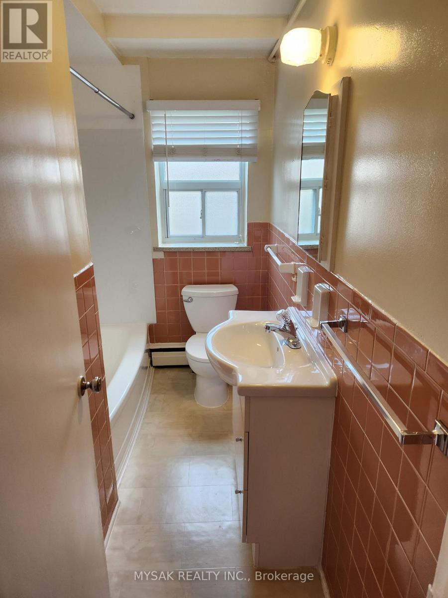 4391 Jackson Street, Lincoln, Ontario  L3J 0M8 - Photo 5 - X13021150