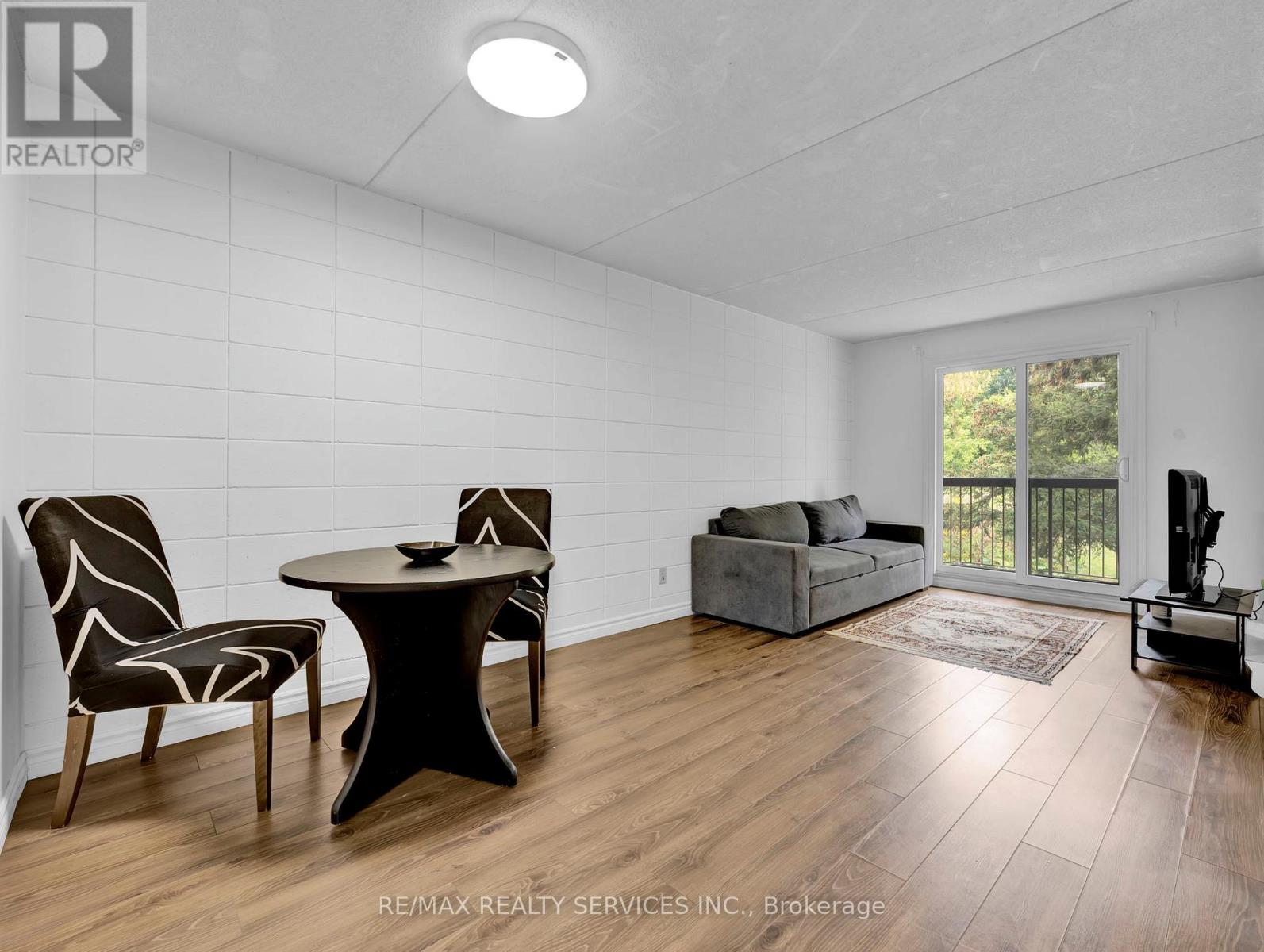 103 - 30 Hickory Street E, Waterloo, Ontario  N2J 4L4 - Photo 5 - X13021156