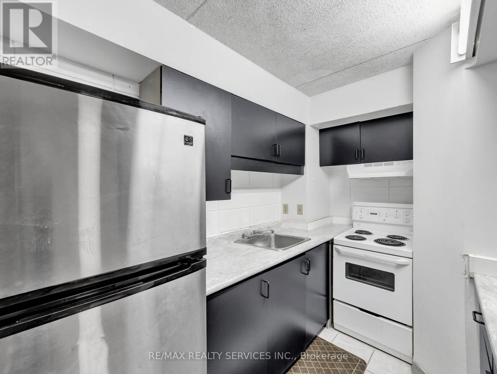 103 - 30 Hickory Street E, Waterloo, Ontario  N2J 4L4 - Photo 9 - X13021156