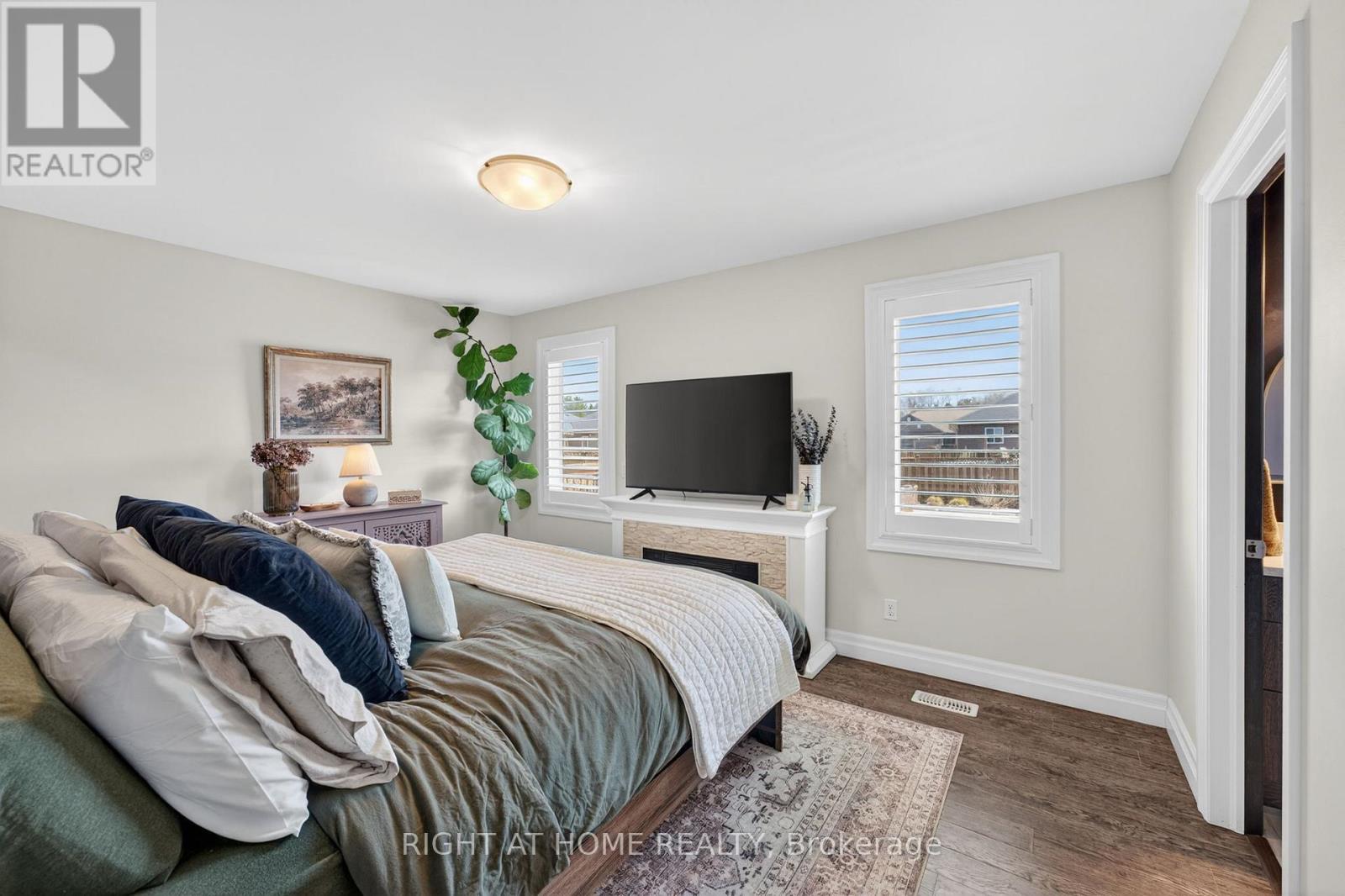 27 Woodburn Drive, Quinte West, Ontario  K8V 0E1 - Photo 17 - X13021182