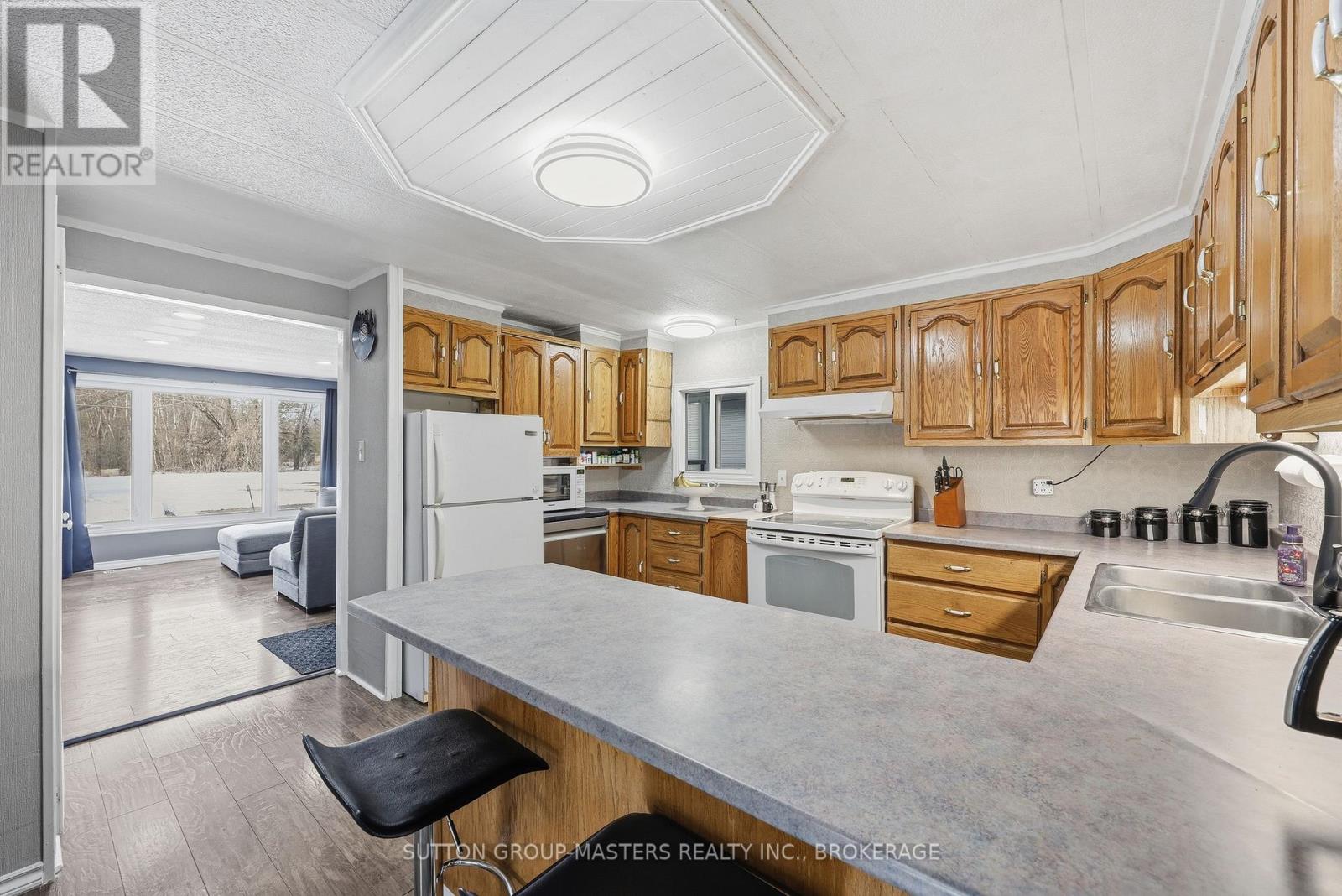 9 Patterson Boulevard, Rideau Lakes, Ontario  K0G 1E0 - Photo 9 - X12927384