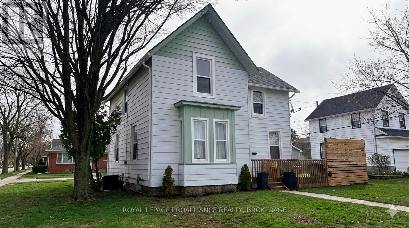 151 ADELAIDE STREET, Gananoque, Ontario