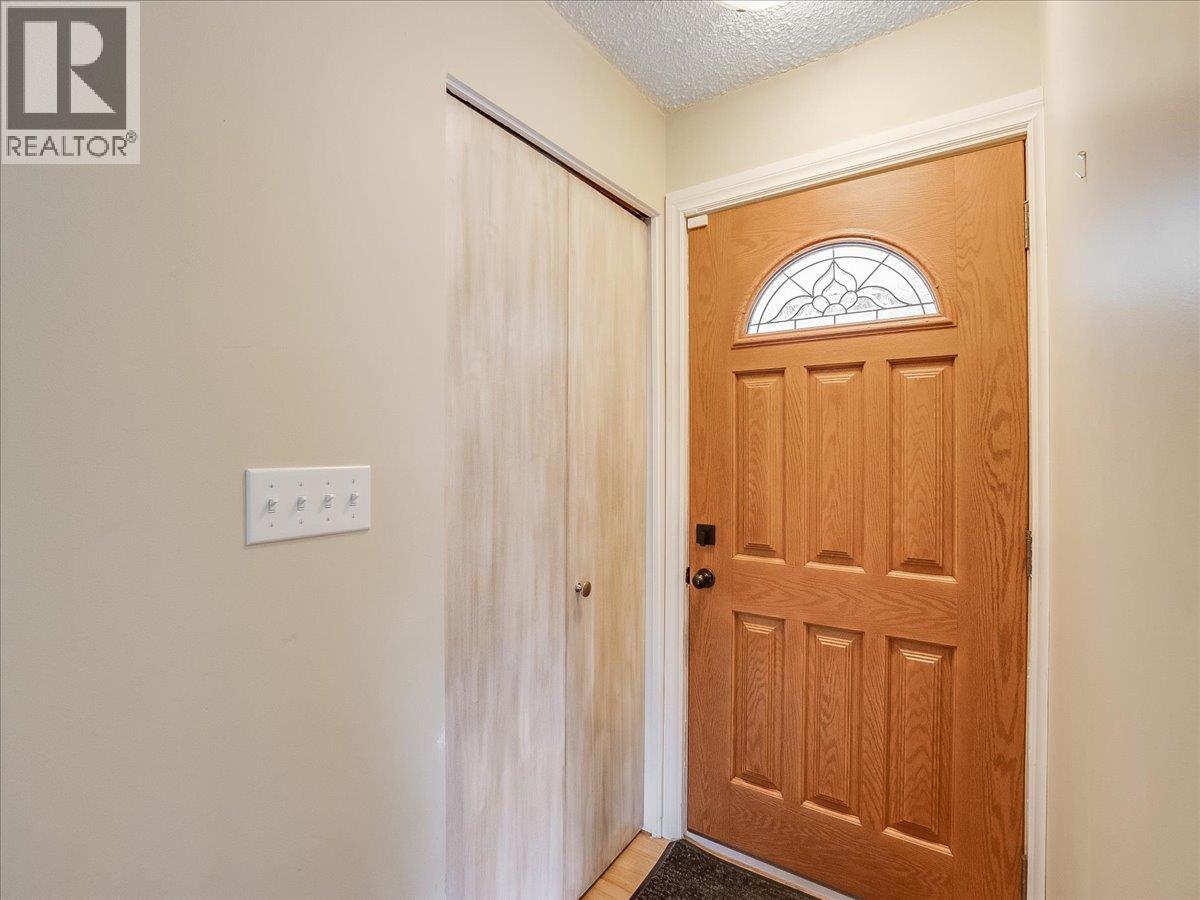 1500 3b Hwy, Fruitvale, British Columbia  V0G 1L1 - Photo 17 - 10384129